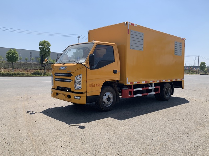 STD5040XDYJX6型电源车　20-30KW