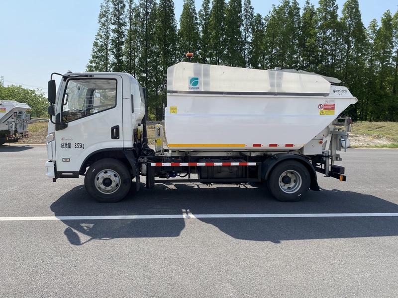 SAV5080ZZZE6型自装卸式垃圾车